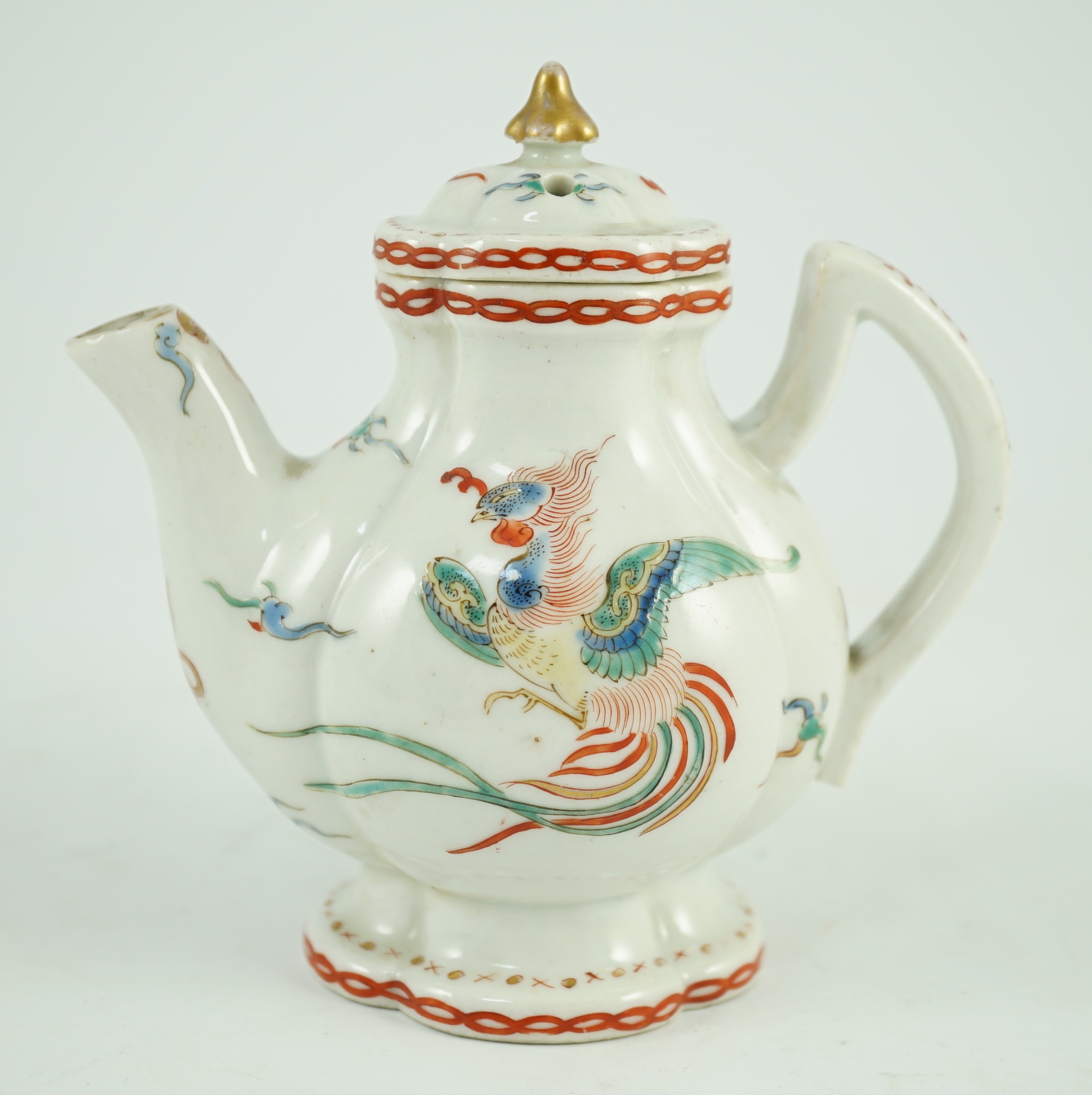 A small Japanese Arita kakiemon style water or teapot, possibly Edo period, 11 cms high, 10.8cm high